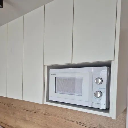 아파트 Pri Nemocnici V Ruzomberku 루좀베로크